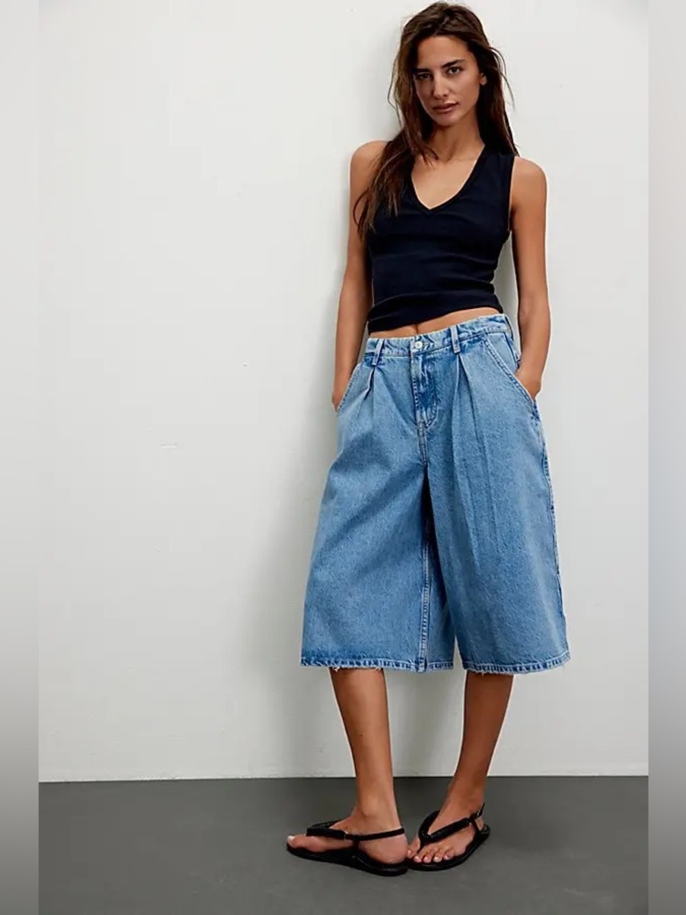 We The Free Denim Find a Reason CRVY Antonia Crop Culotte Oversized Jean Shorts